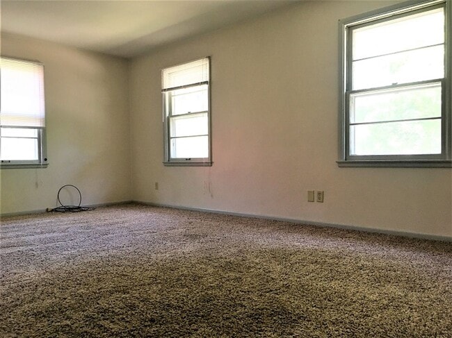 Photo - 1215 S Willow Ave
