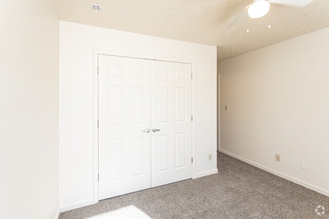 3BR, 2BA - 1,054 SF - Bedroom