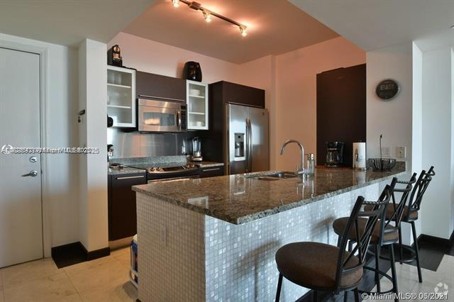 Building Photo - 951 Brickell Ave Rental