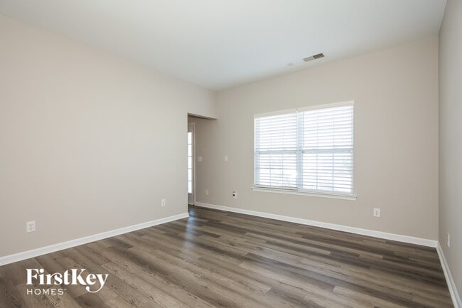 Photo - 2024 Pheasant Glen Rd
