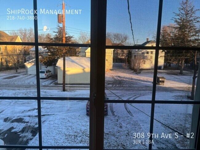 Photo - 308 9th Ave S Unidad #2