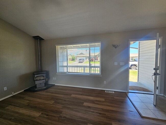 Photo - 3 Bedroom Home with Outdoor Space