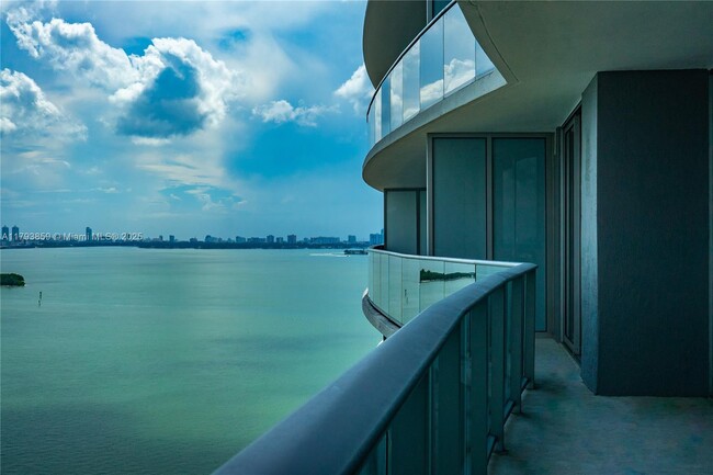 Photo - 488 NE 18th St Condo Unit 1809