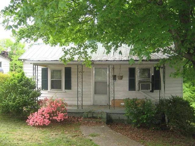 Building Photo - 823 Webster St Rental