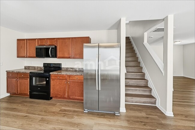 118 Charndon Way