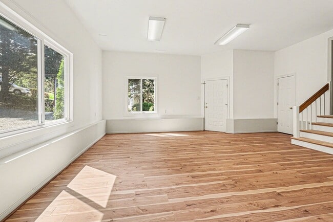 Photo - Large 4 Bedroom/2 Bathroom Home in Bon Air ***Available Early/Mid April***