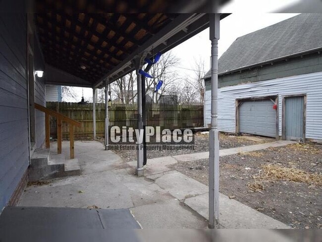 Photo - 1046 S Randolph St