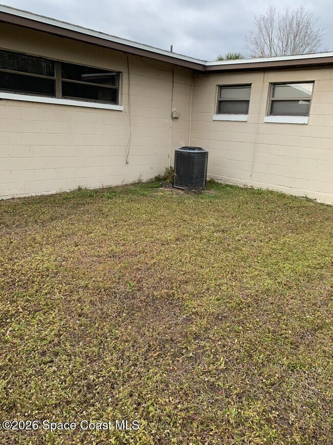 Photo - 5095 Melissa Dr