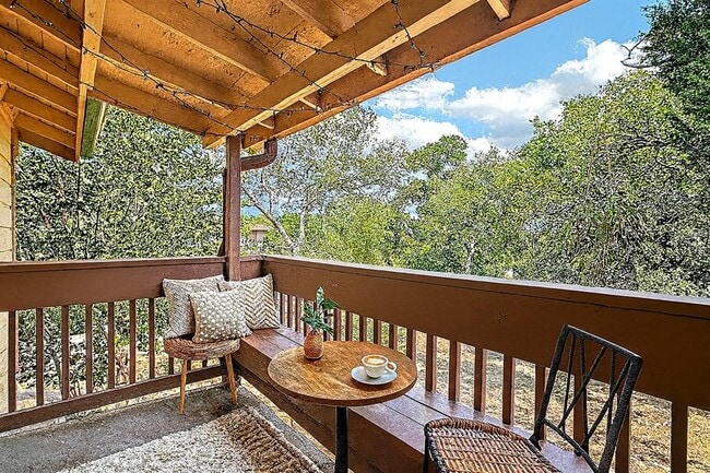 Building Photo - 101 Blue Ridge Trl #C C