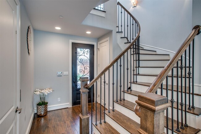 Photo - 4532 Normandy Ave