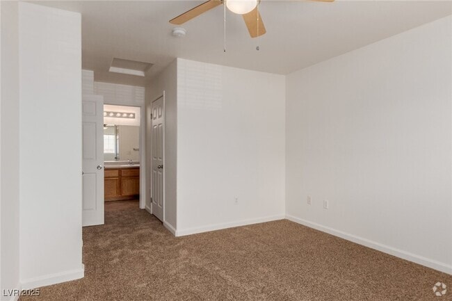 Building Photo - 4730 E Craig Rd Unit 2192 Rental