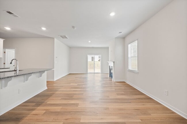 Photo - Brand New SFH in Steel Creek