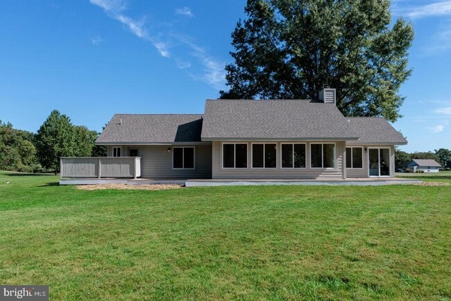 102 Golf Ct