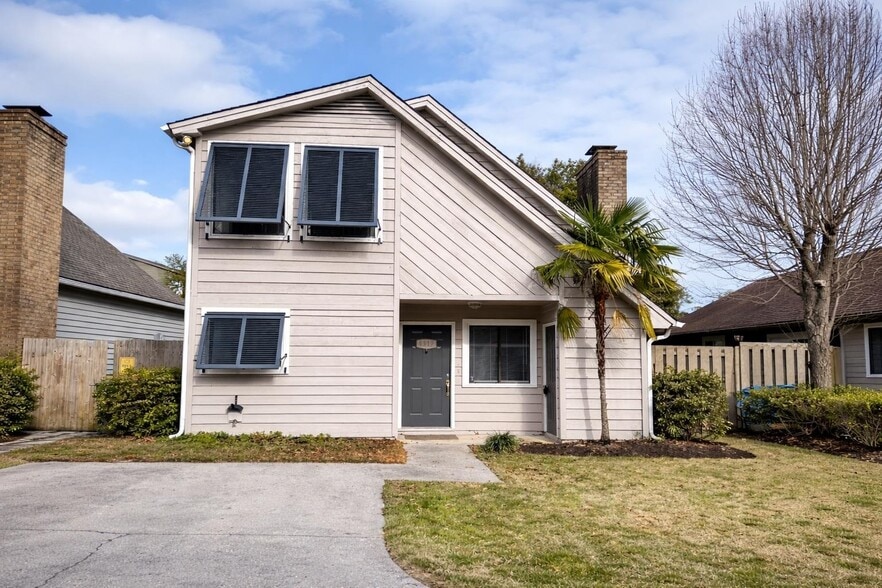 6517 Valene Ct