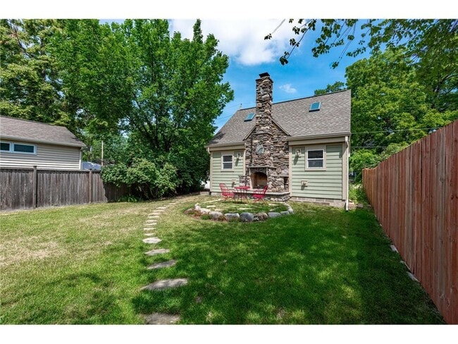 Photo - 2629 Idaho Ave S