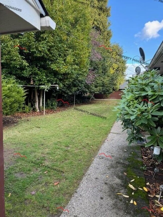Photo - 1614-1630 SW Snively Ave Unit 1614