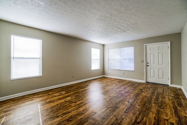 Photo - 7950 Dolmen Dr