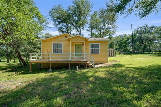 Photo - 1732 Watterson Rd