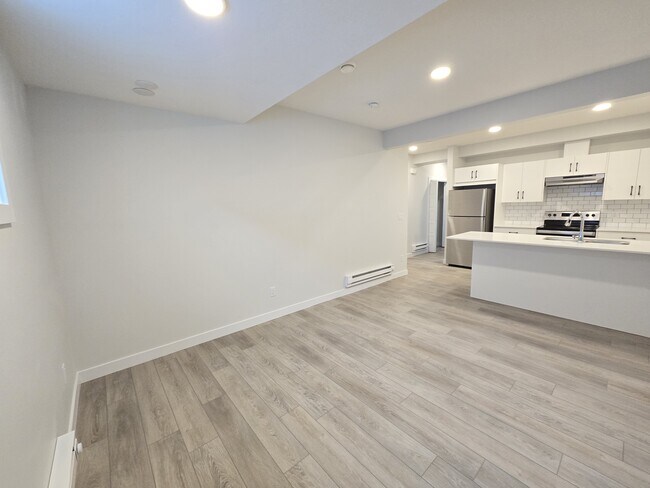 Photo - 8008 Cedric Mah Rd