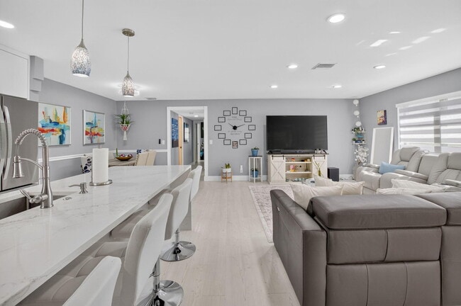 Photo - 13953 Nesting Way Unit D