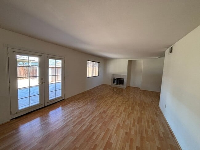 Photo - 2231 Camino Dr