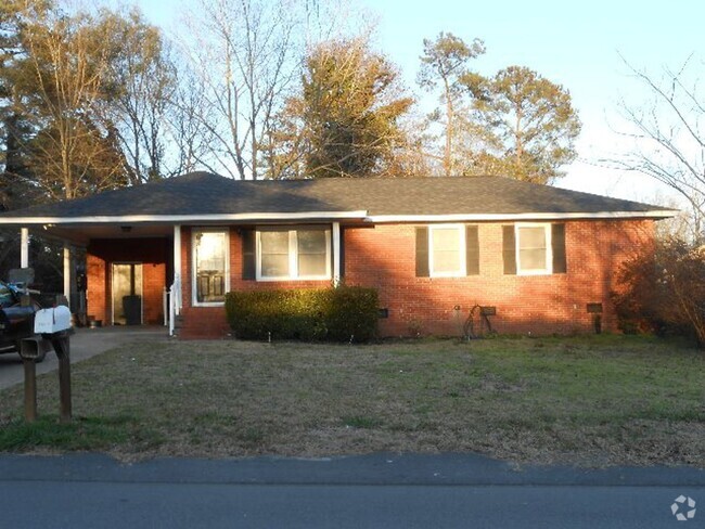 Building Photo - Oakland Plantation Rental