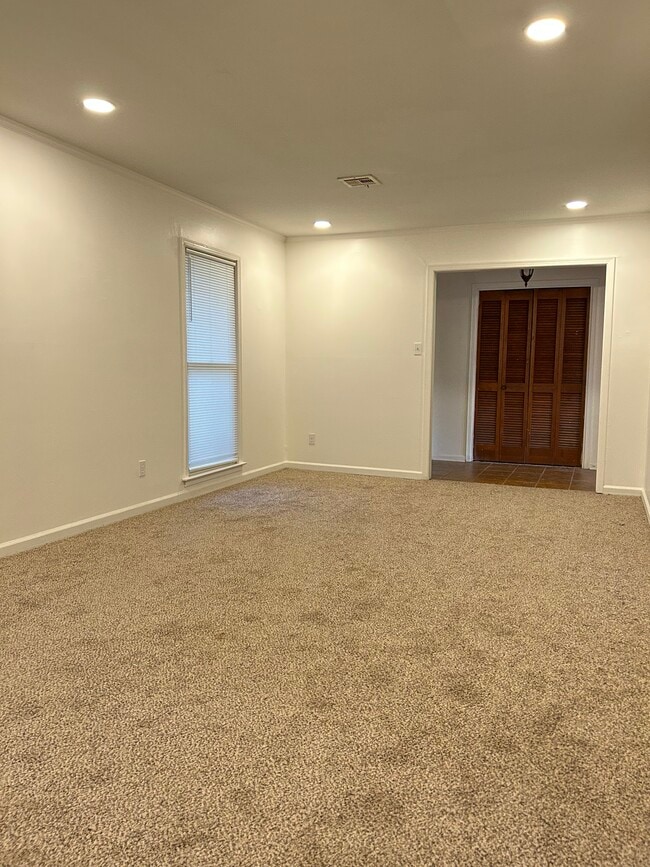 Sala de estar - 3737 Hunting Creek Rd