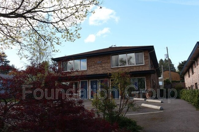 Building Photo - 4238 27th Ave W Rental