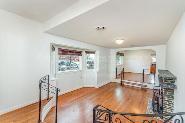 Photo - 1700 14th St S