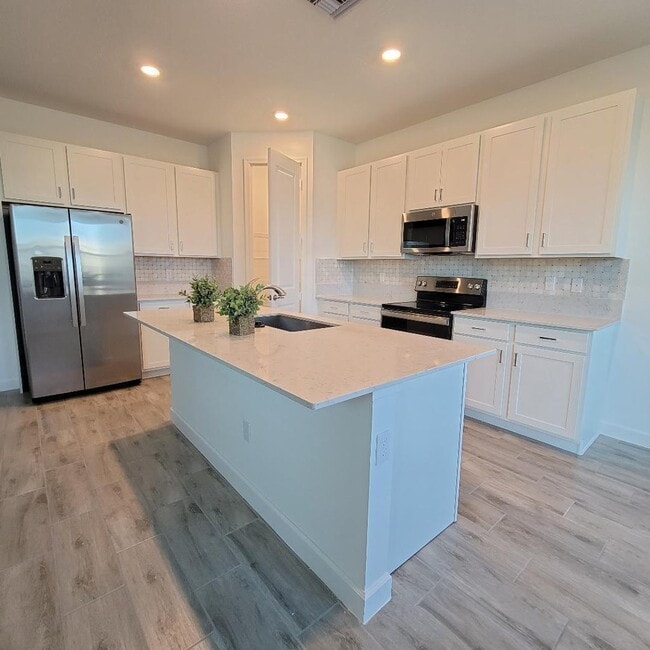 Building Photo - 8978 Zevon Ct