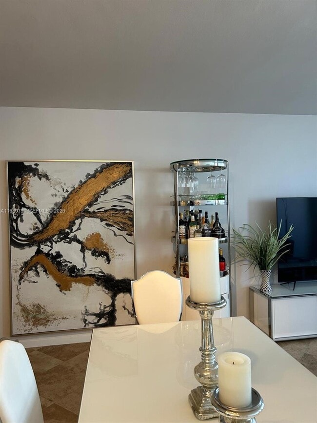 100 Lincoln Rd Unit 608