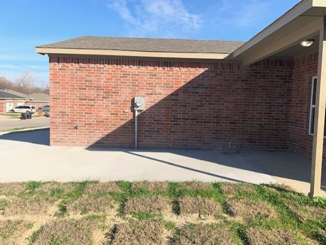 Photo - 7503 Novella Dr Unit 1