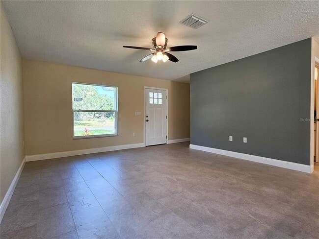 Photo - 6921 Central Ave