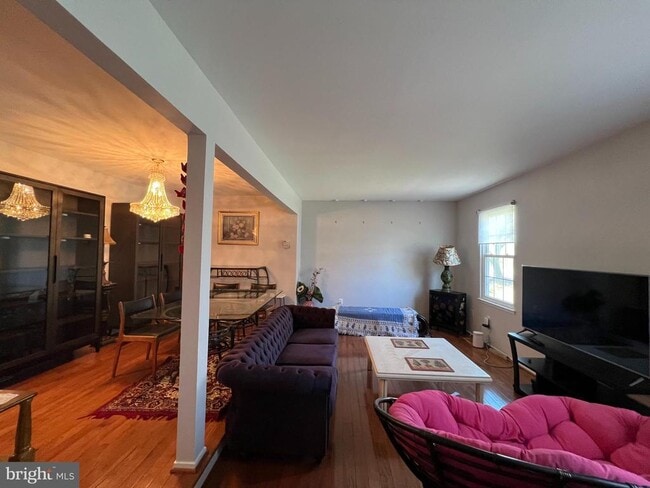 Photo - 15939 Yukon Ln