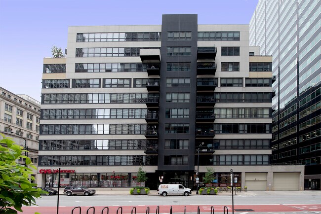 Building Photo - 130 S Canal St Unit 305 Rental