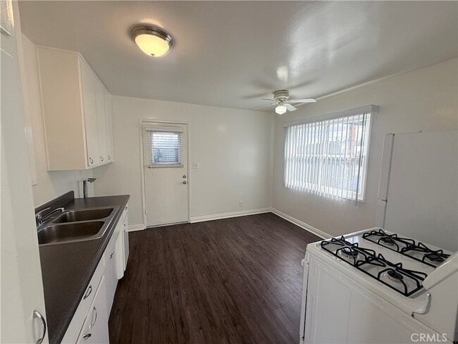 Photo - 24638 Eshelman Ave