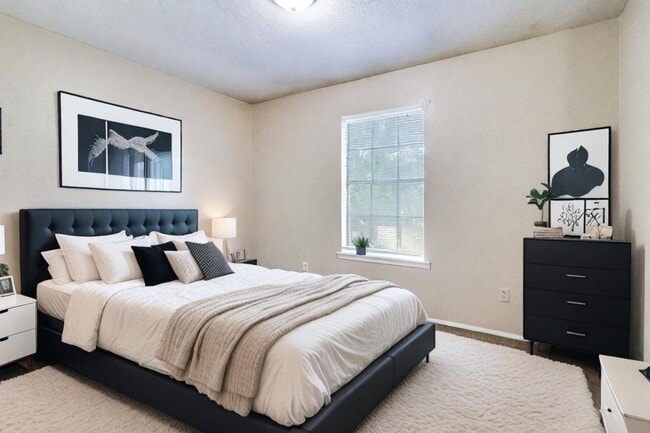 Photo - St James Apartments Unit 5