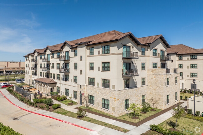 4814 LJ Pky Sugar Land, TX 77479 - Grand Living at Riverstone Apartments