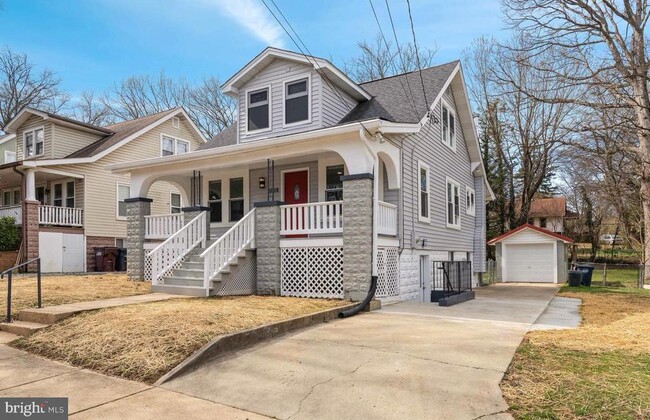 Building Photo - 6108 44th Pl Rental