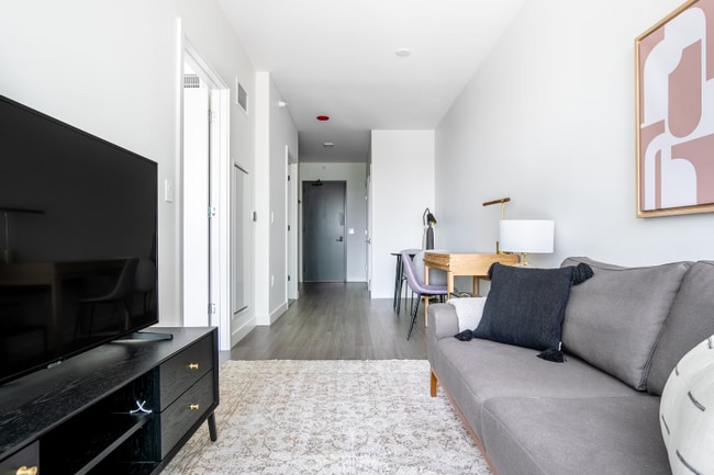 Photo - 1231 S Indiana Ave