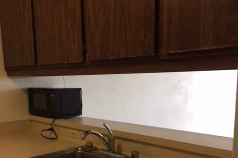 Kitchen sink - 98-500 Koauka Loop Unit 21E