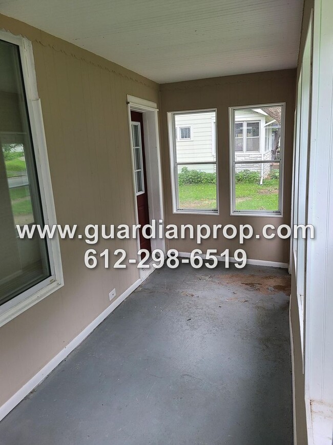 Photo - House in Midway Available September 1, Updated Kitchen & Bath, Fenced Yard, 2 Car Garage