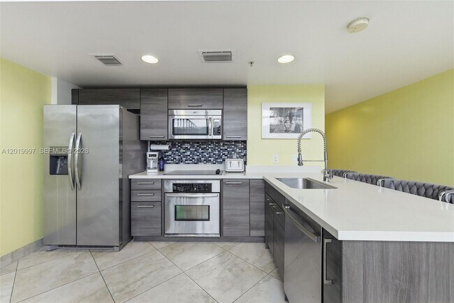 421 Meridian Ave Unit 16