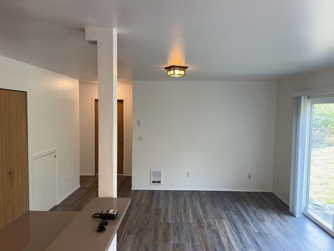 Photo - Amazing Duplex Located Just Minutes from WWU & Fairhaven! Prelease Now!