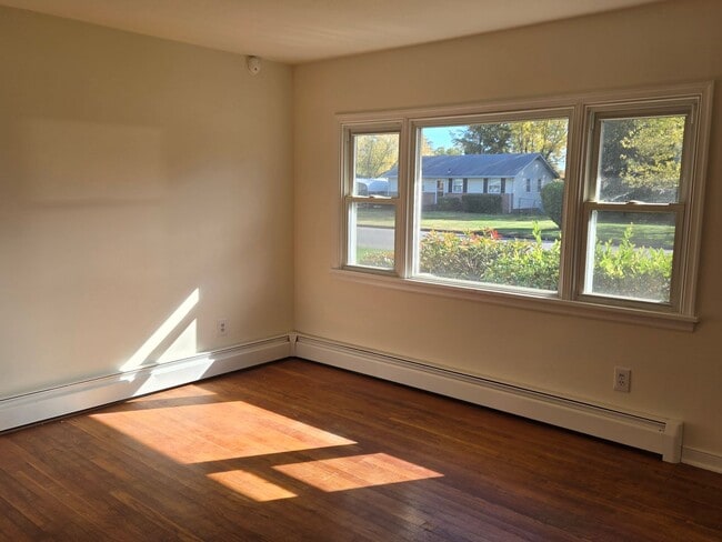 Photo - **4706 Glenspring Road, Henrico, VA – Move...