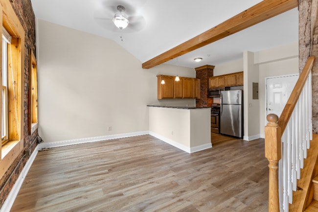 Photo - 111 Pine St Unit 3E