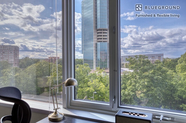 Photo - 4900 Seminary Rd Unit FL5-ID673