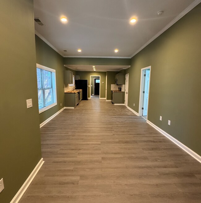 301 W Deaderick St House House Rental in Jackson, TN