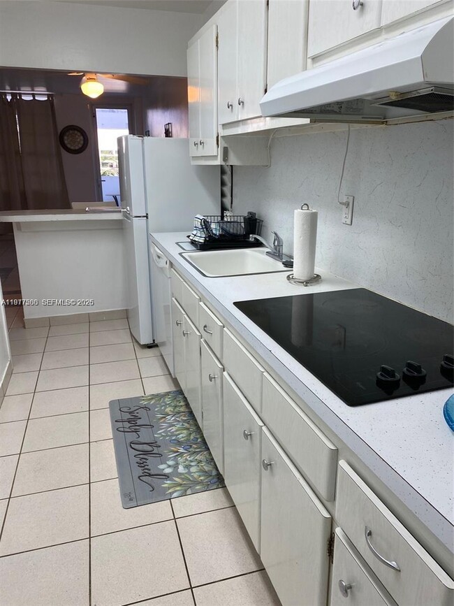 Photo - 100 Lincoln Rd Unit 304