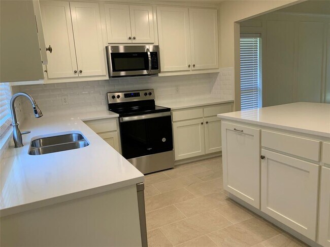 Photo - 3009 Osceola Dr